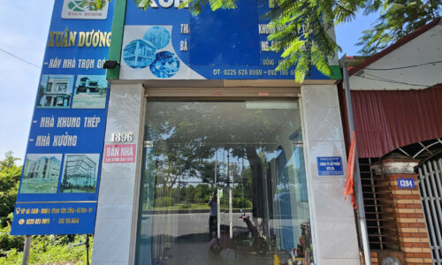 Bán đất + TẶNG NHÀ mặt đường Phạm Văn Đồng, Gần Chợ Quý Kim 200m